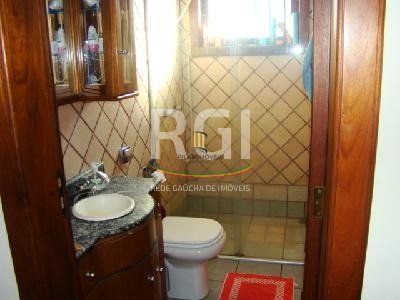 Casa para Venda - 200m², 3 dormitórios, sendo 1 suites, 4 vagas - Jardim Isabel