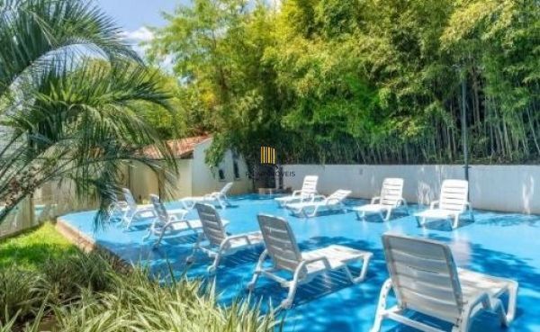 Apartamento em Porto Alegre, no bairro Santo Antônio, com 3 dormitório(s), e 3 banheiros, à venda.