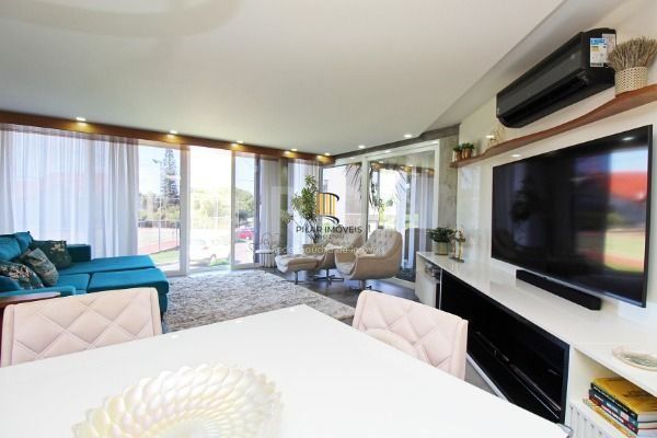Casa Condominio em Porto Alegre, no bairro Hípica, com 3 dormitório(s), e 3 banheiros, à venda.