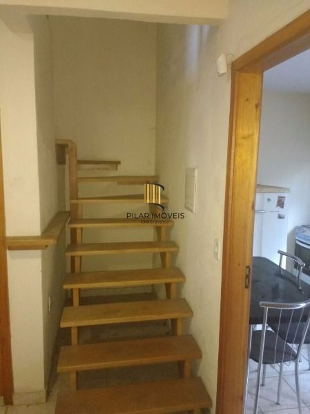 Casa para Venda - 80.24m², 2 dormitórios, 1 vaga - Restinga