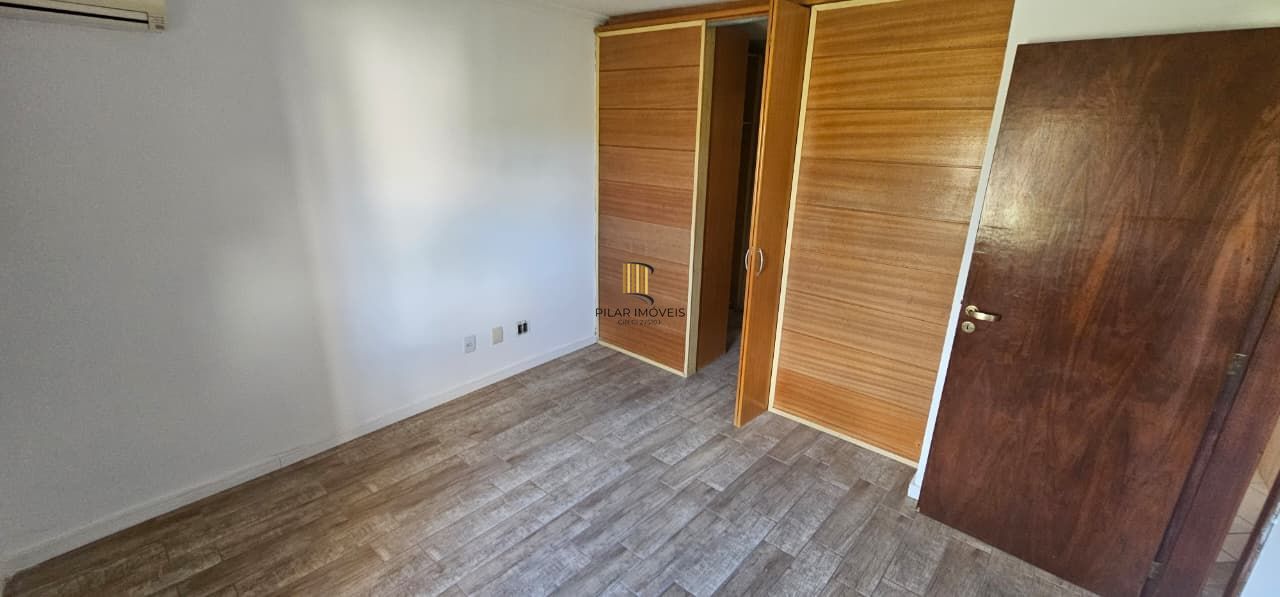 Sobrado Condomínio Fechado bairro Guaruja- 3 dormitórios