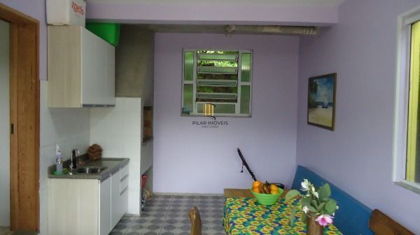 Sítio em Porto Alegre, no bairro Hípica, com 2 dormitório(s), e 2 banheiros, à venda.