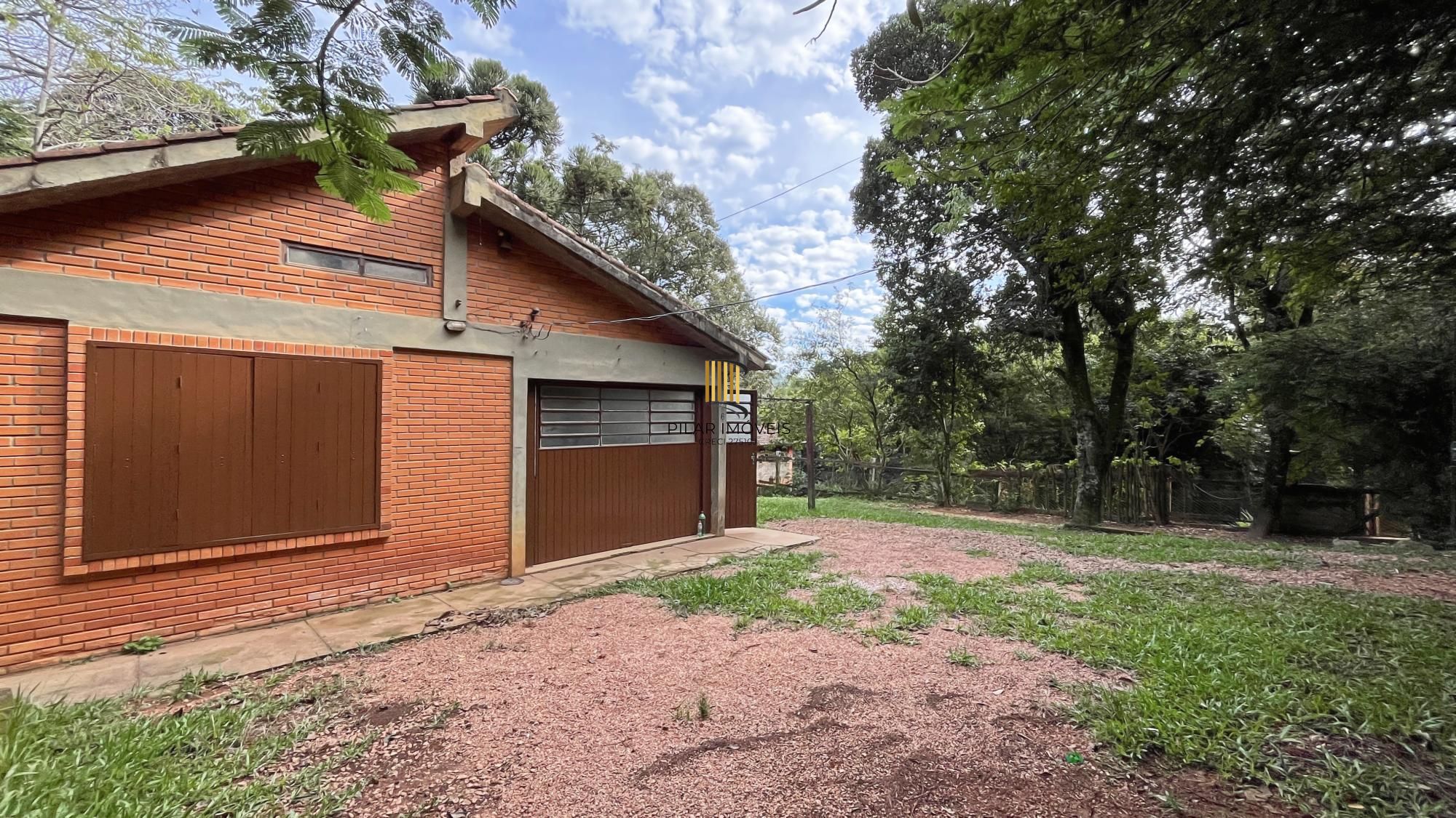 Casa 1 dormitório no bairro Hípica