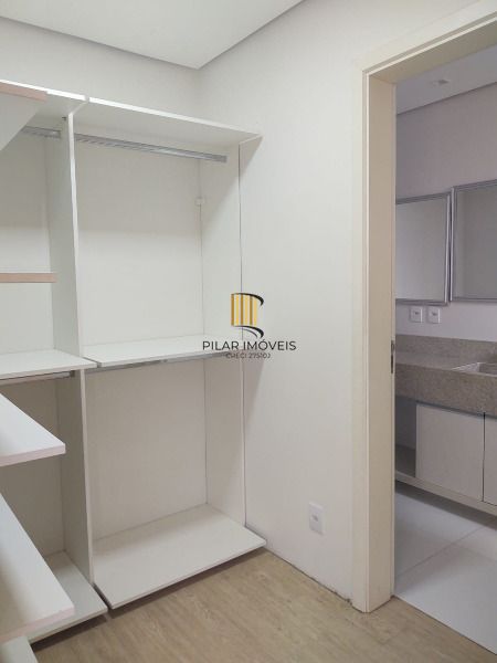Casa de Condomínio 4 dormitórios no bairro Hípica