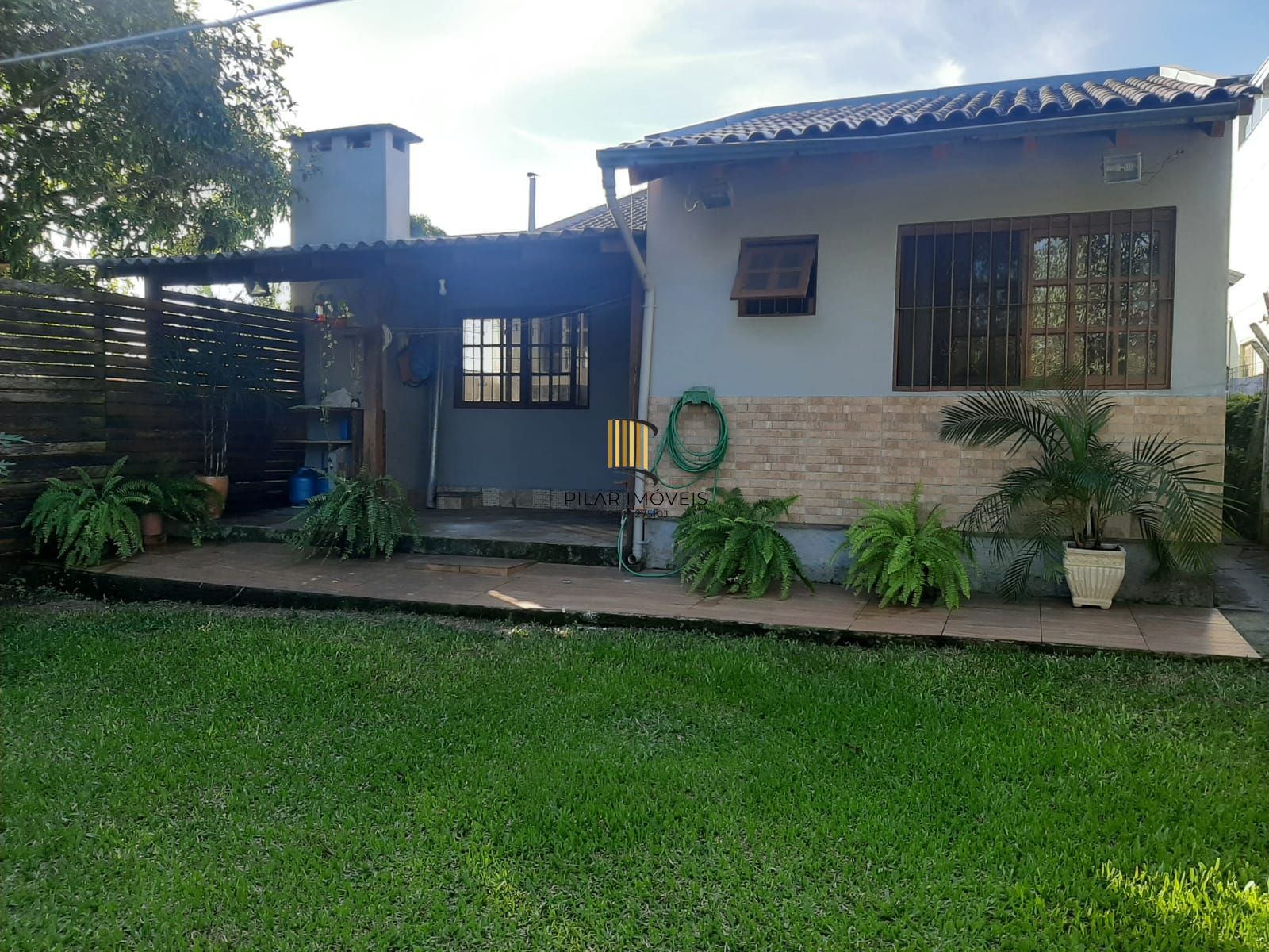 Casa 3 dormitórios no bairro Restinga