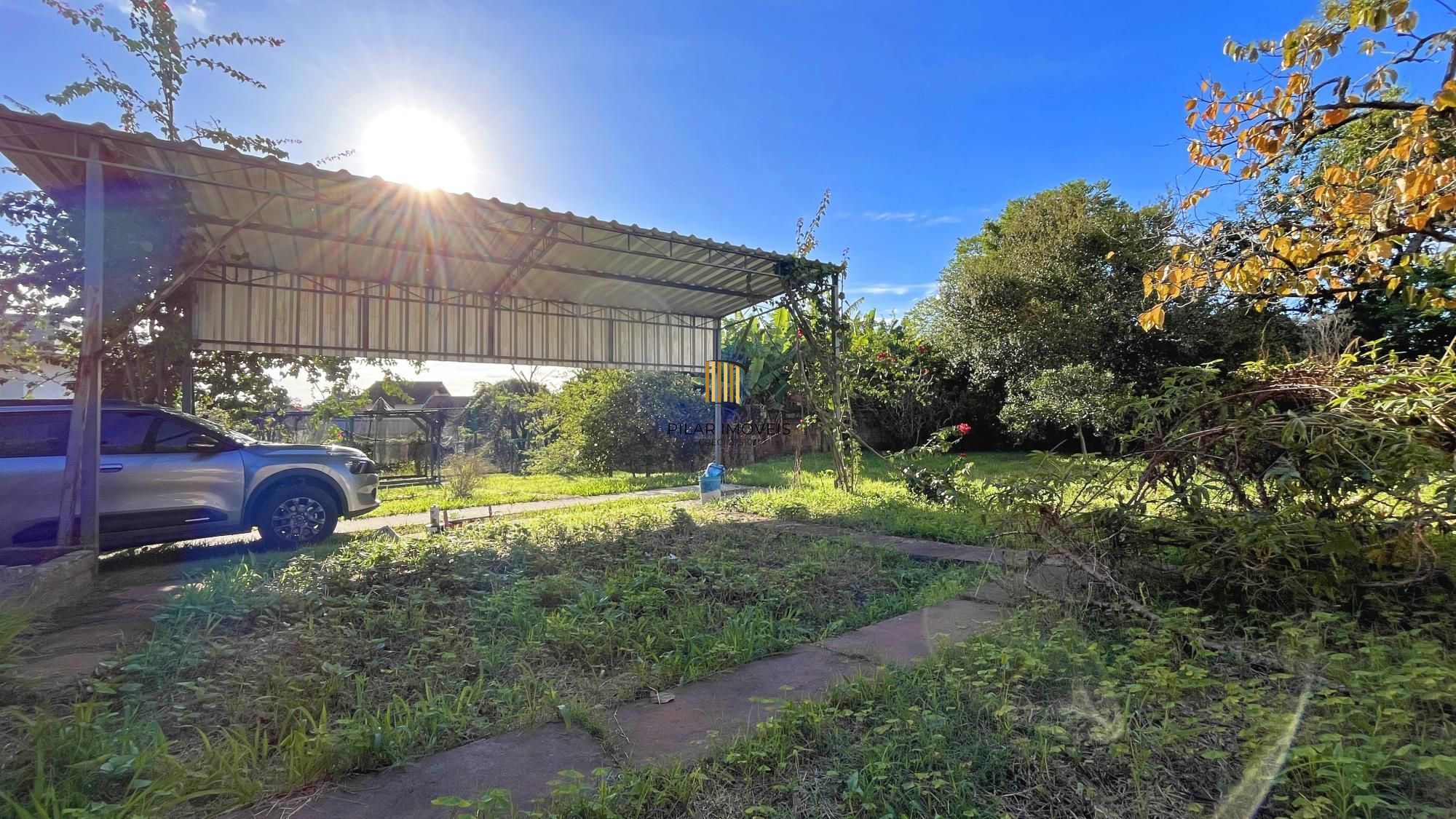 Casa 4 dormitórios no bairro Glória