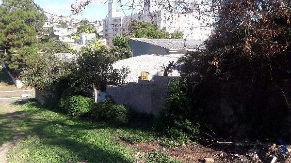 Casa para Venda - 230m², 2 dormitórios, 3 vagas - Santa Tereza