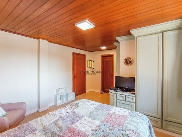 Casa Condominio para Venda - 227.4m², 4 dormitórios, sendo 2 suites, 4 vagas - Cristal