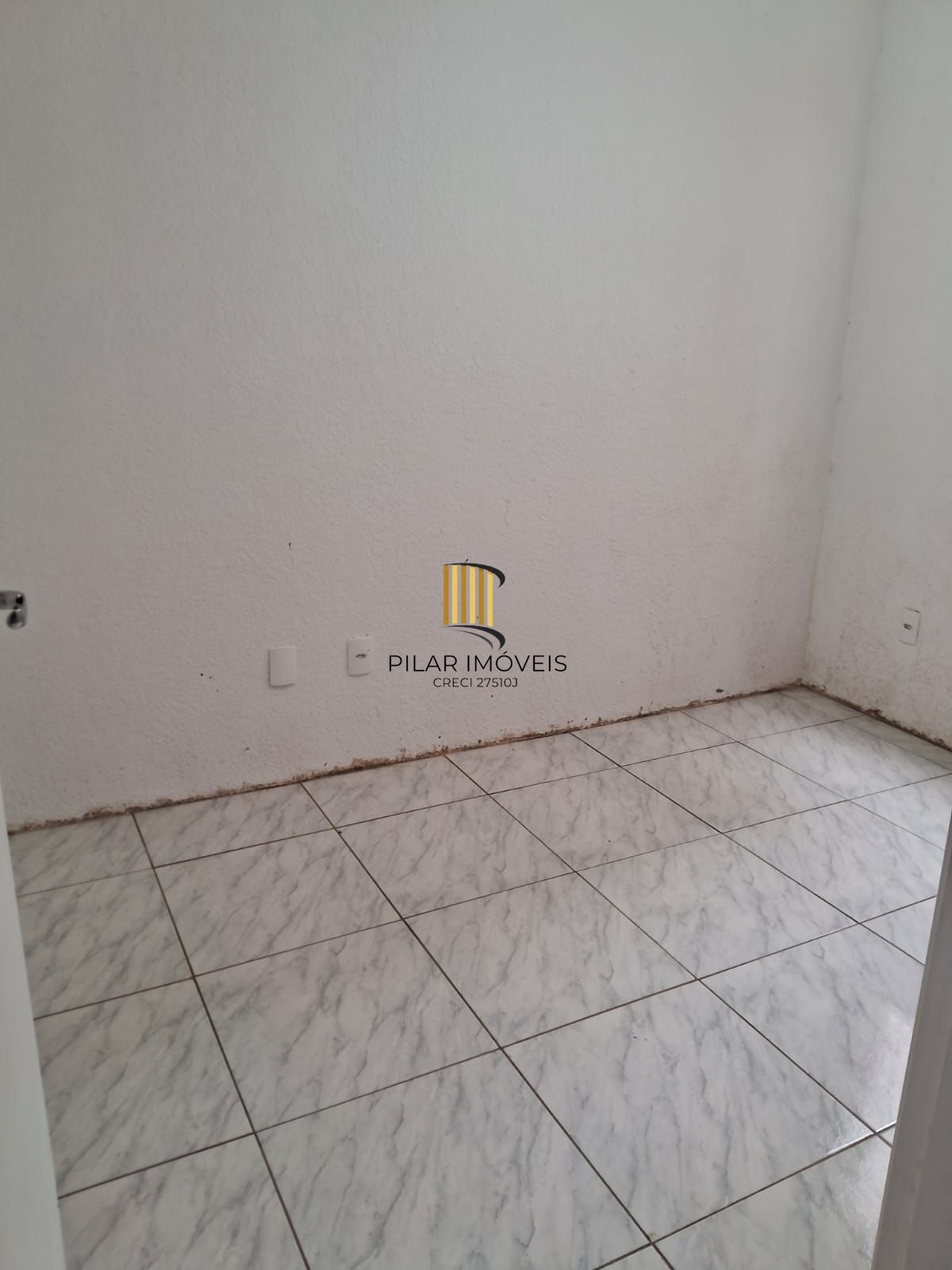 Apartamento 2 dormitórios no bairro Restinga