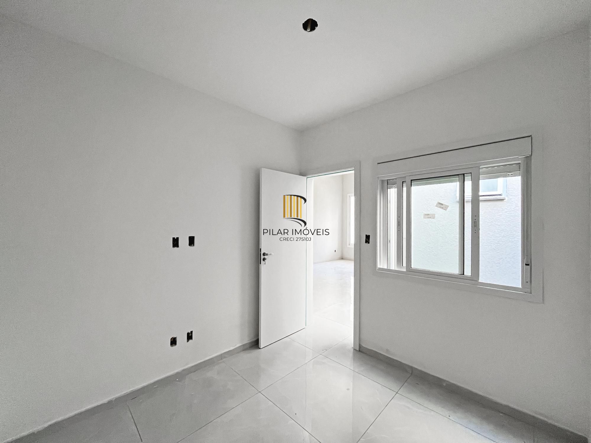 Nova ! Casa térrea 3 dormitórios com pátio amplo, bairro Hípica Boulervard !