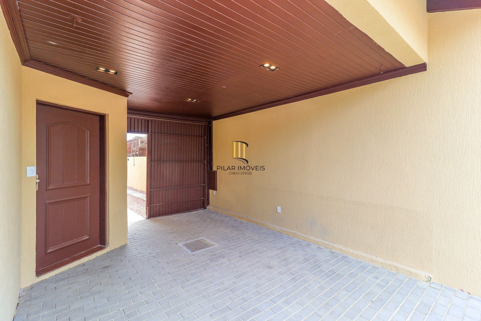 Excelente residência com 4 dormitórios