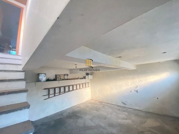 Casa para Venda - 301m², 4 dormitórios, sendo 1 suites, 2 vagas - Bom Jesus