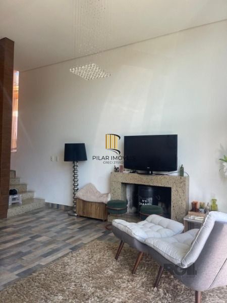 Casa Condominio em Porto Alegre, no bairro Jardim Carvalho, com 3 dormitório(s), à venda.