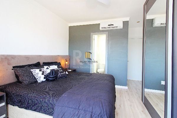 Casa em Porto Alegre, no bairro Hípica, com 2 dormitório(s), à venda.