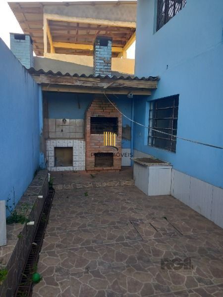 Casa em Porto Alegre, no bairro Cavalhada, com 3 dormitório(s), e 3 banheiros, à venda.