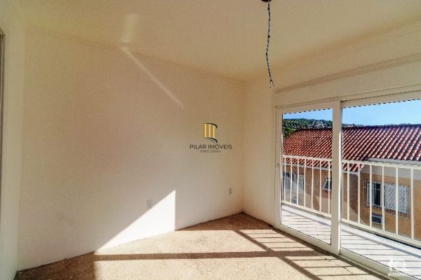 Casa Condominio para Venda - 115m², 2 dormitórios, sendo 1 suites, 2 vagas - Tristeza