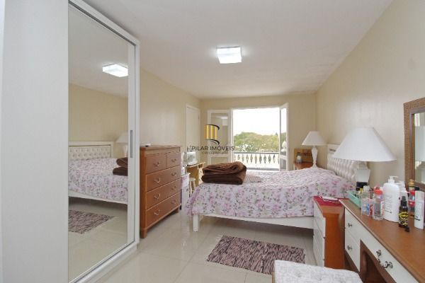 Casa para Venda - 300m², 3 dormitórios, sendo 1 suites, 2 vagas - Ipanema