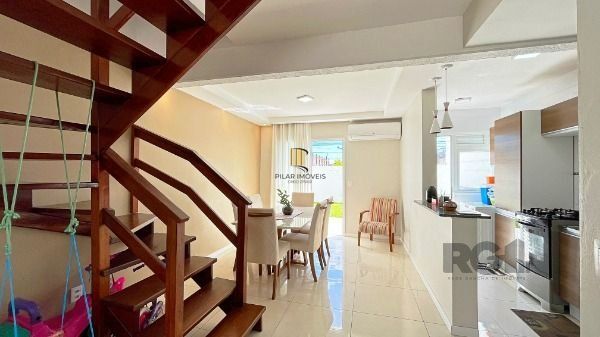 Casa 3 dormitórios no bairro Hípica