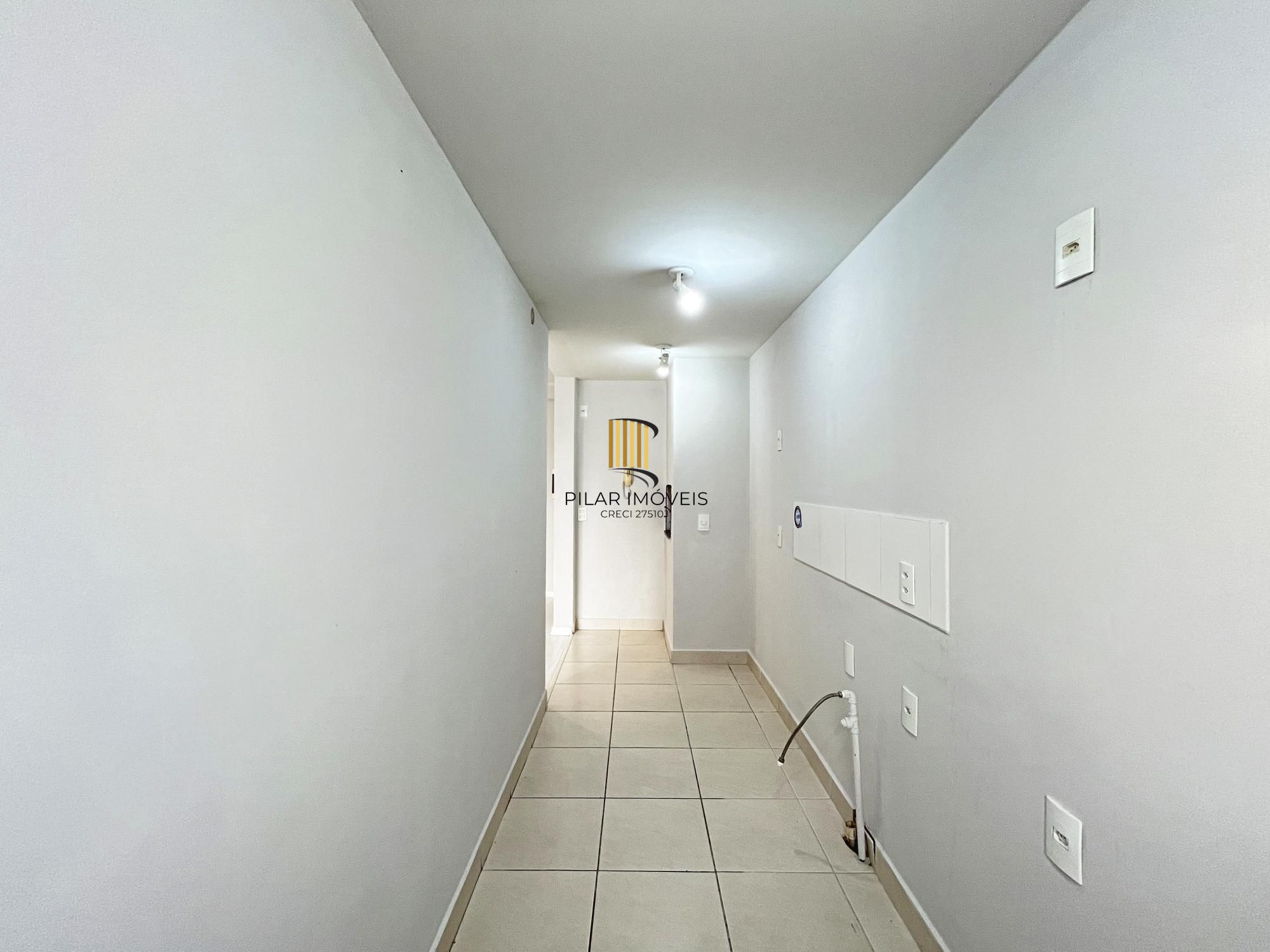 Apartamento 3 dormitórios no bairro Camaquã