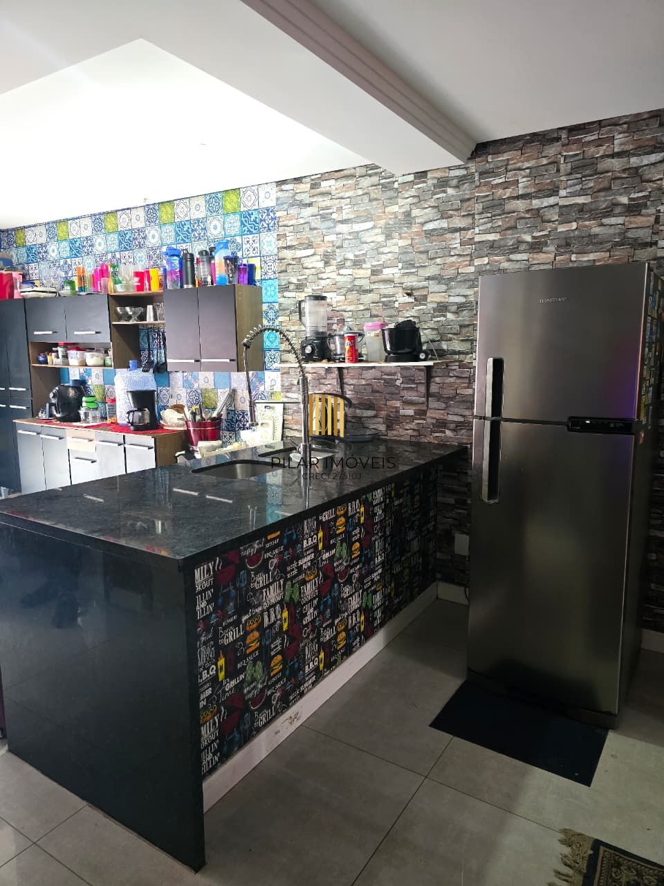 Casa 3 dormitórios no bairro Hípica