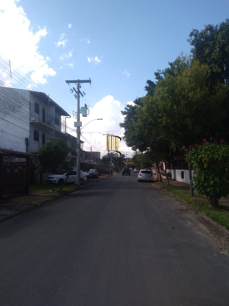 Casa 3 dormitórios no bairro Restinga