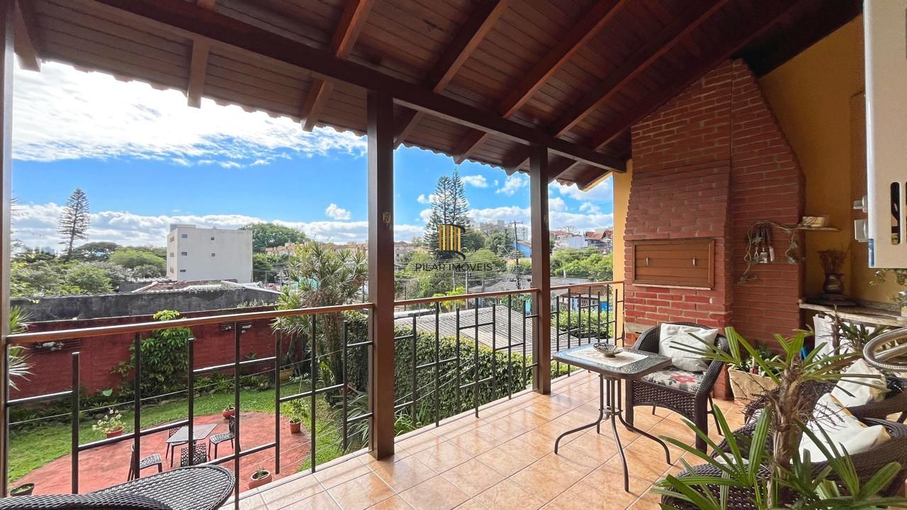 Casa 3 dormitórios no bairro Tristeza