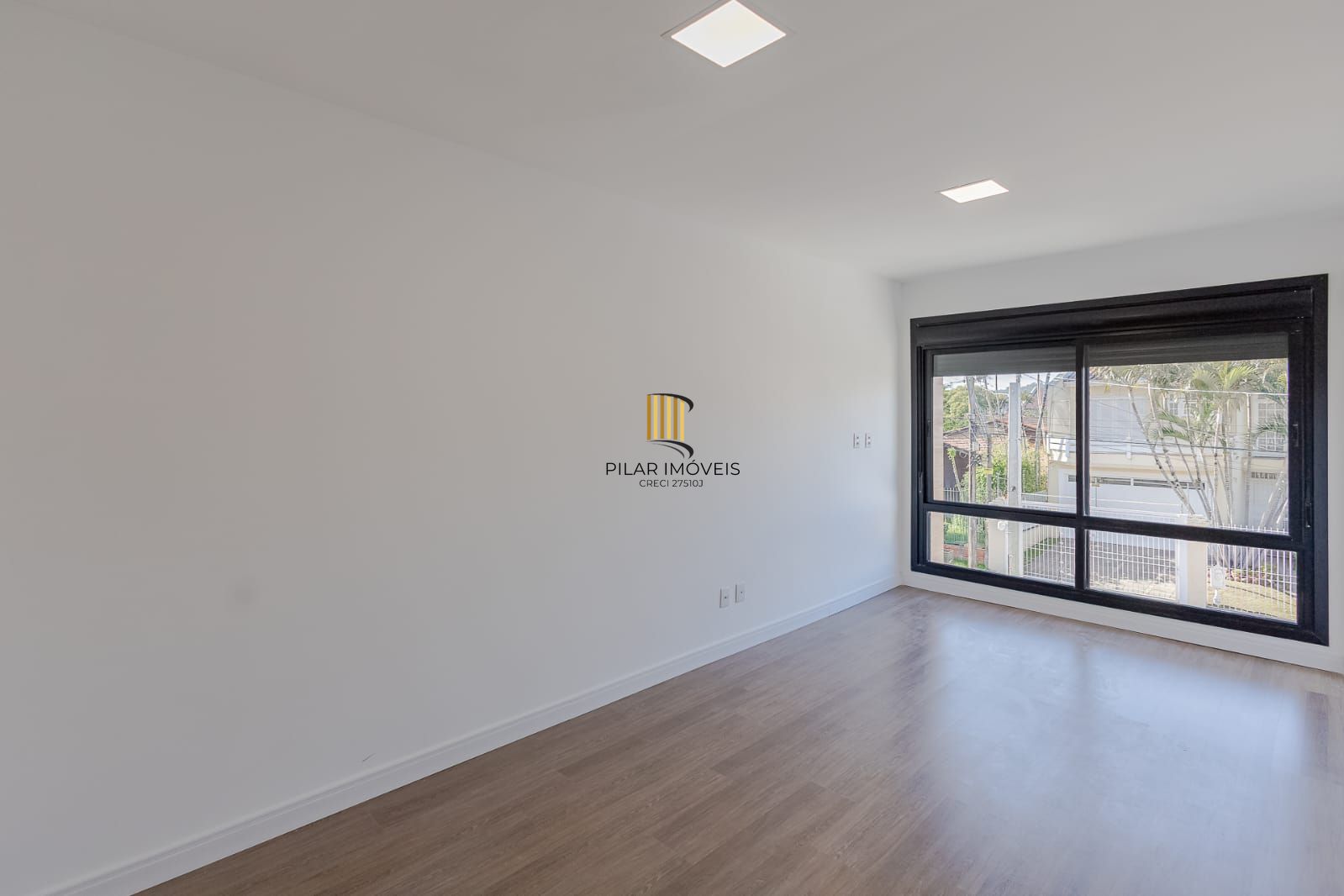 Casa 3 dormitórios no bairro Ipanema