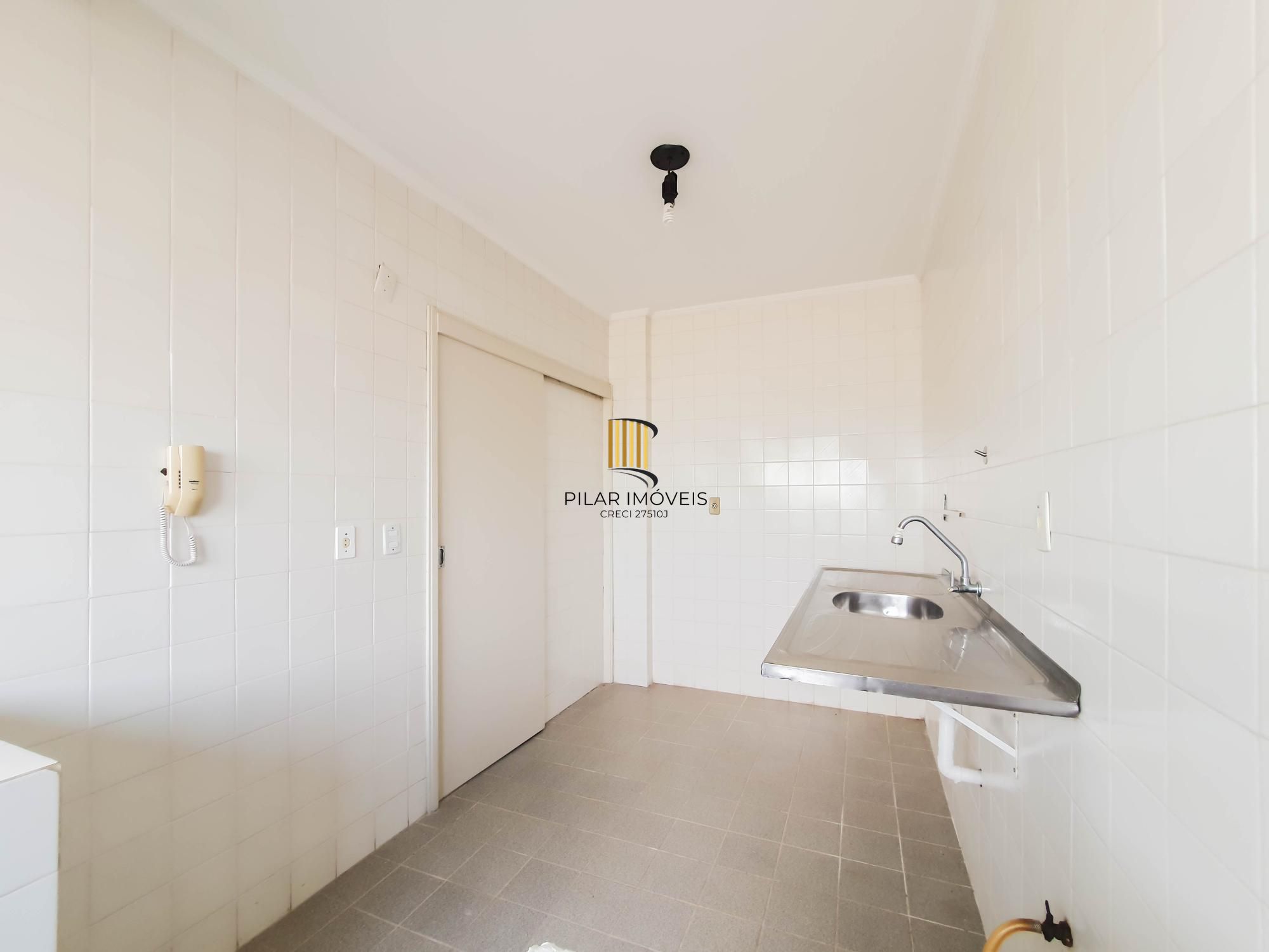 Excelente apartamento de 2 dormitórios no Cristal