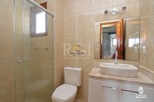 Casa de Condomínio 3 dormitórios no bairro Hípica