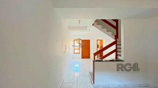 Casa para Venda - 79m², 2 dormitórios, sendo 2 suites, 2 vagas - Portal do Guarujá