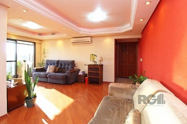 Apartamento em Porto Alegre, no bairro Nonoai, com 3 dormitório(s), e 3 banheiros, à venda.