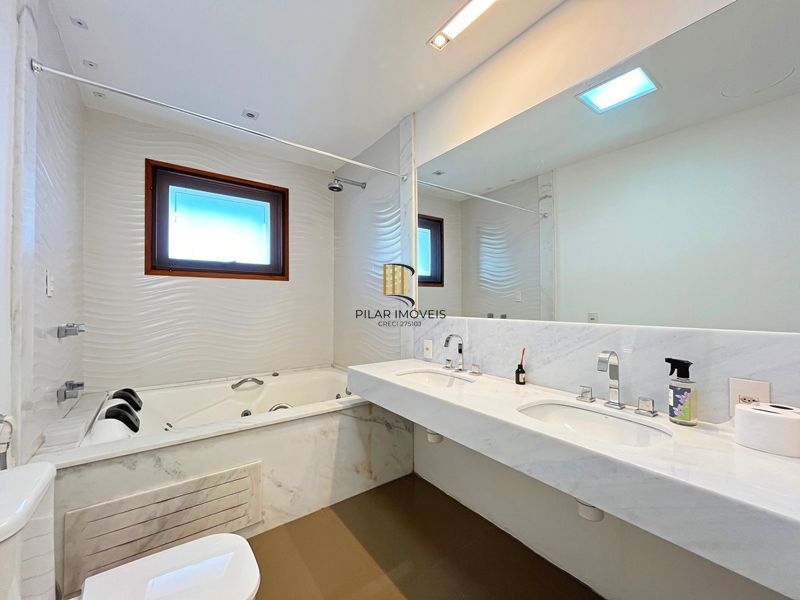 Casa dos seus sonhos no Condomínio Aqualina – Porto Alegre