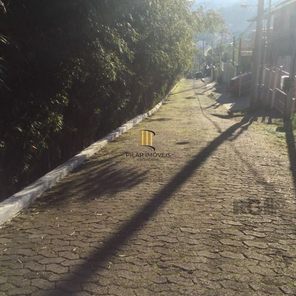 Terreno em Condominio em Porto Alegre, no bairro Vila Nova, à venda.