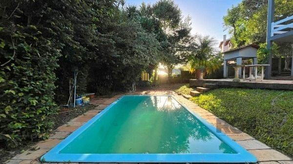 Casa para Venda - 206m², 3 dormitórios, sendo 1 suites, 4 vagas - Ipanema