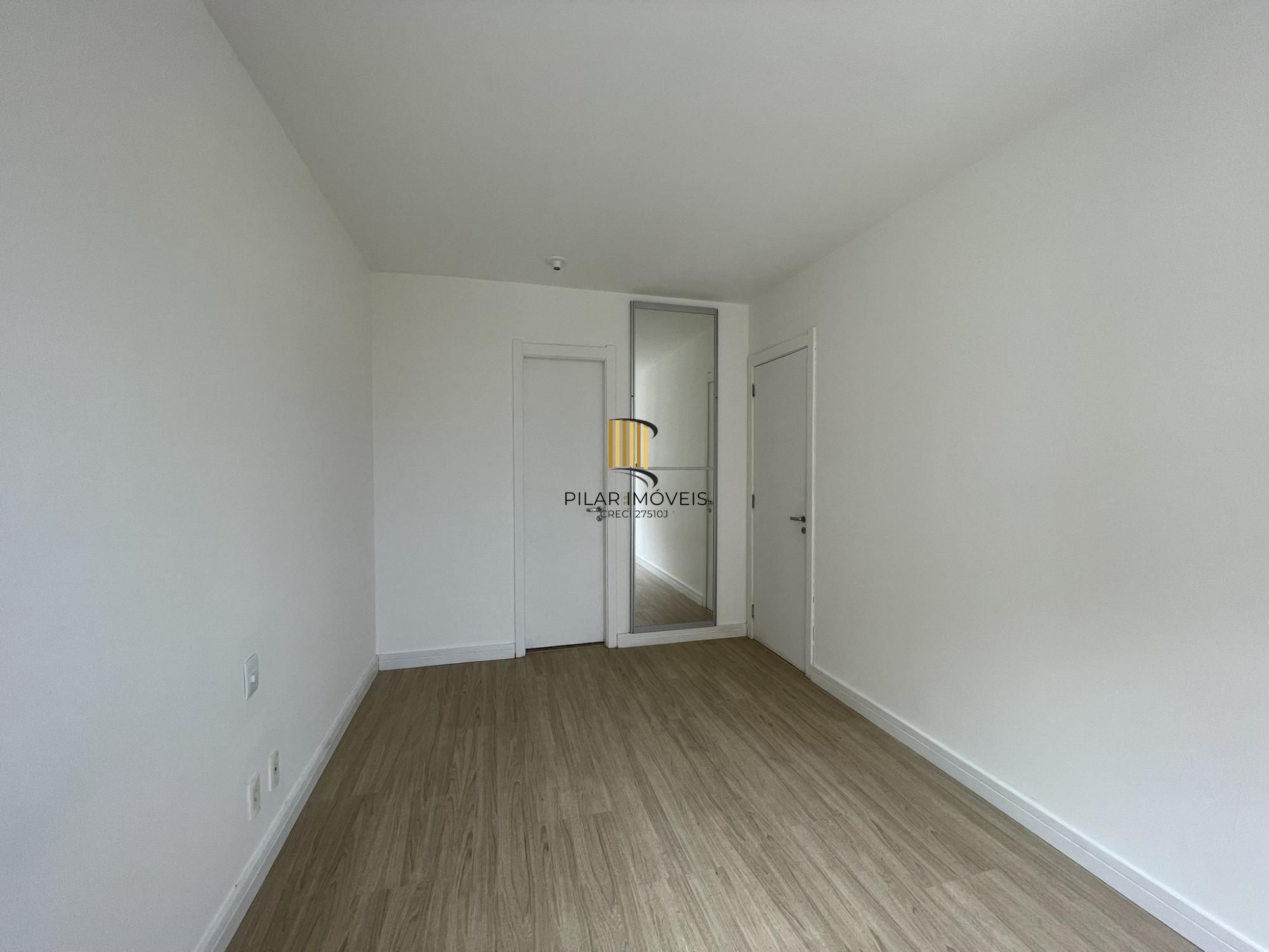 Excelente apto próximo ao Shopping Bourbon Teresópolis de 2 dormitórios com suíte em andar alto