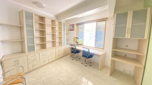 Conjunto/Sala em Porto Alegre, no bairro Tristeza, à venda.