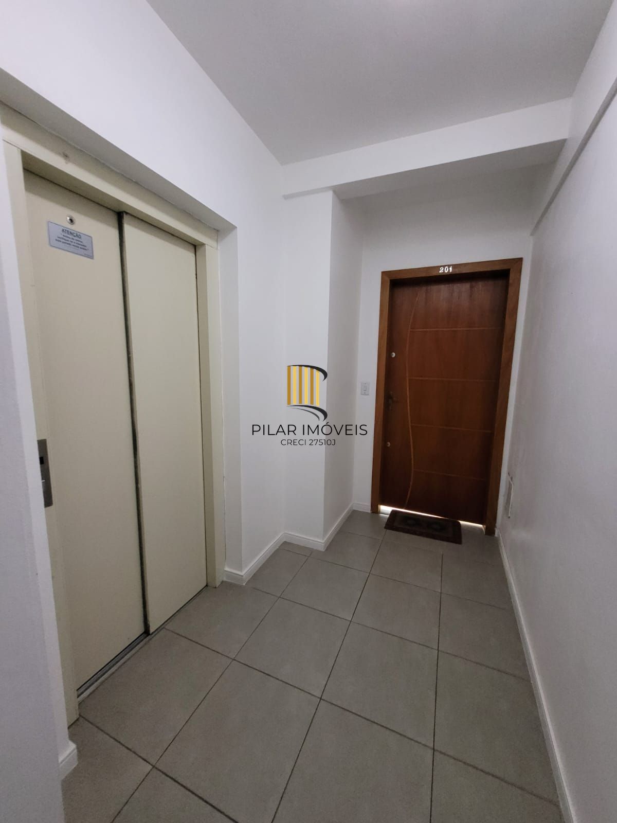 Apartamento 3 dormitórios no bairro Tristeza