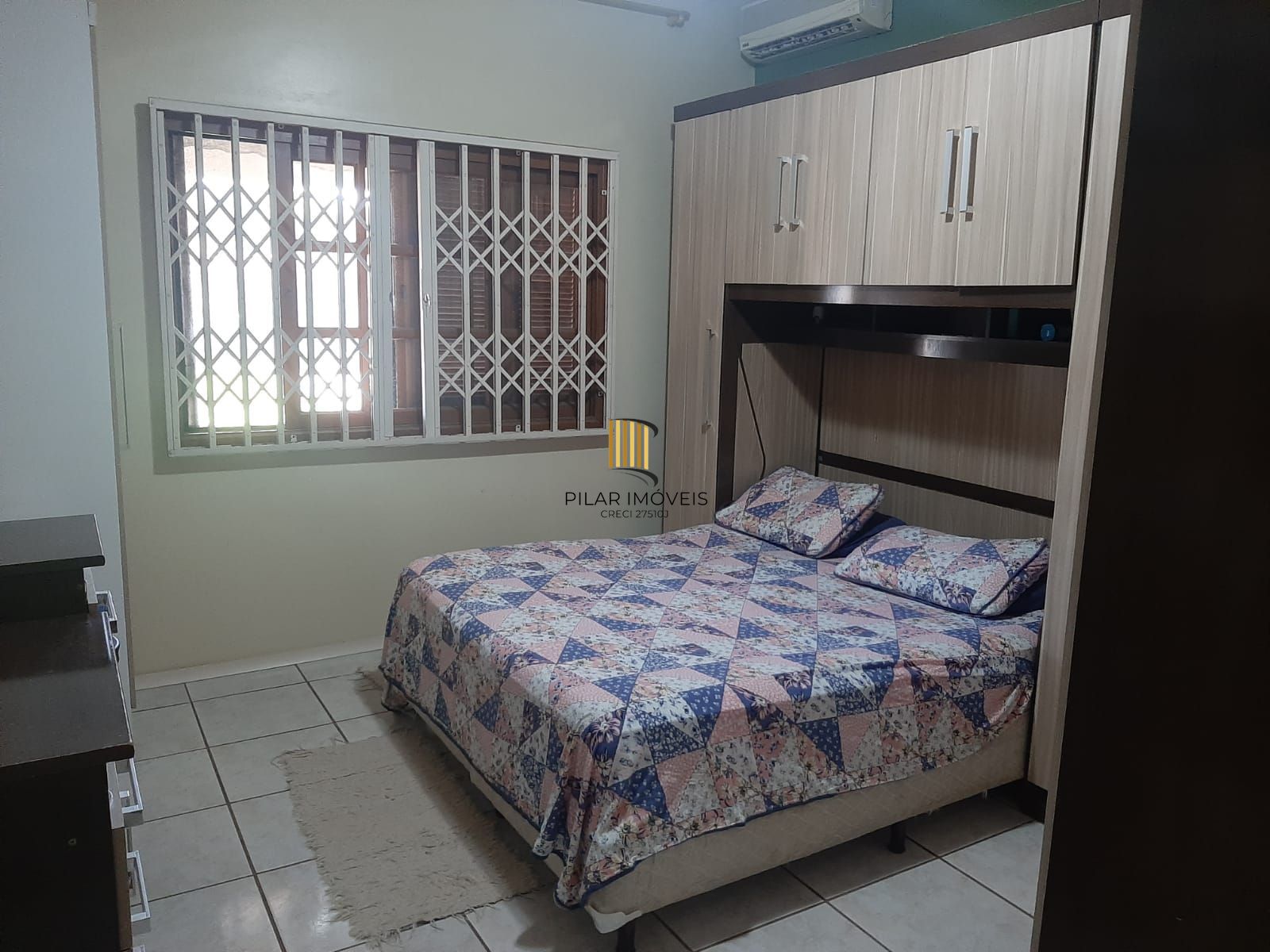 Casa 3 dormitórios no bairro Restinga