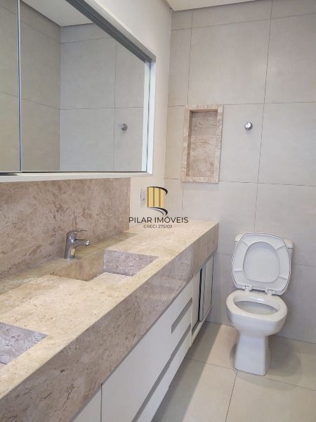 Casa de Condomínio 4 dormitórios no bairro Hípica