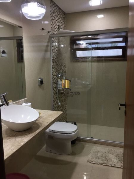 Casa para Venda - 320000m², 3 dormitórios, sendo 1 suites, 10 vagas - Belém Novo