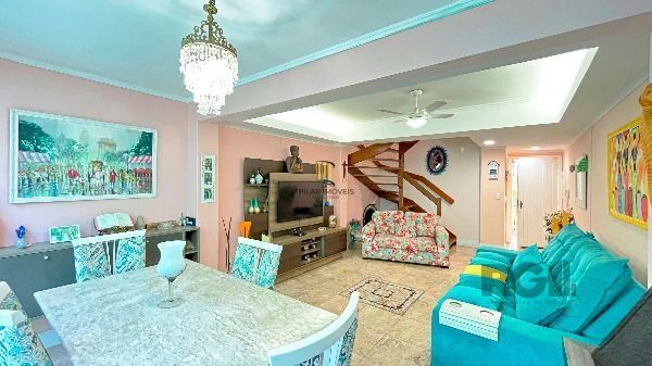 Casa Condominio em Porto Alegre, no bairro Tristeza, com 3 dormitório(s), e 3 banheiros, à venda.