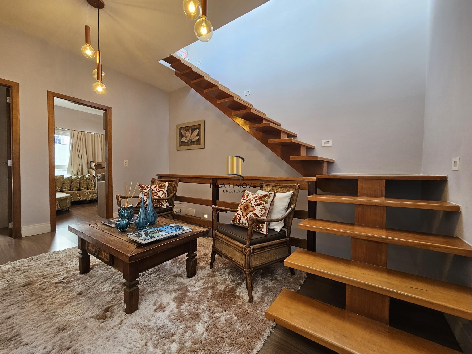 Casa 3 dormitórios no bairro Hípica