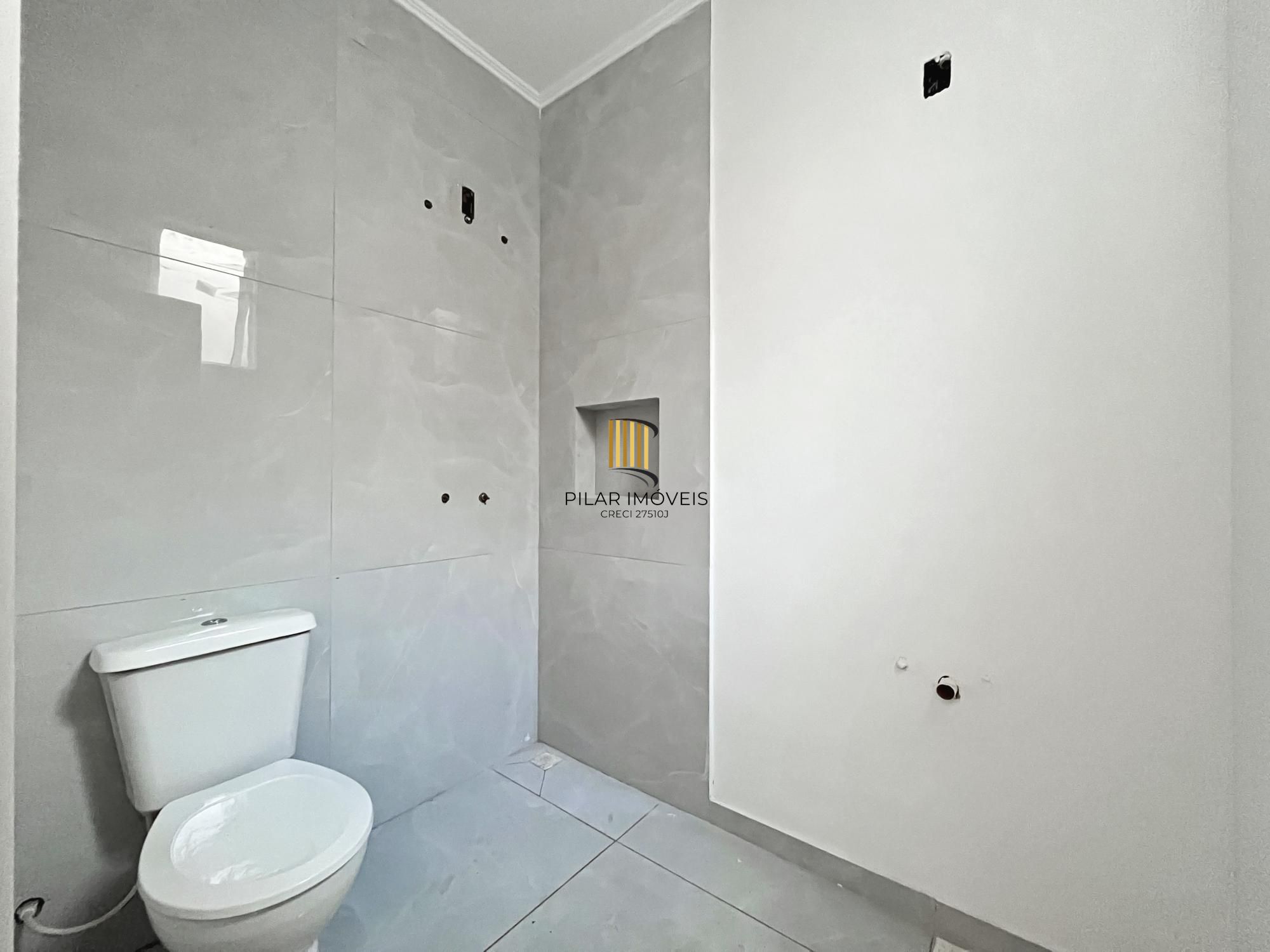 Nova ! Casa térrea 3 dormitórios com pátio amplo, bairro Hípica Boulervard !