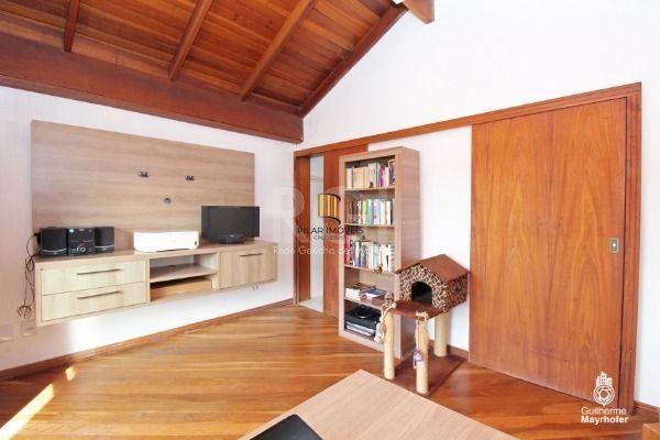 Casa para Venda - 178.85m², 4 dormitórios, sendo 2 suites, 2 vagas - Altos do Ipê