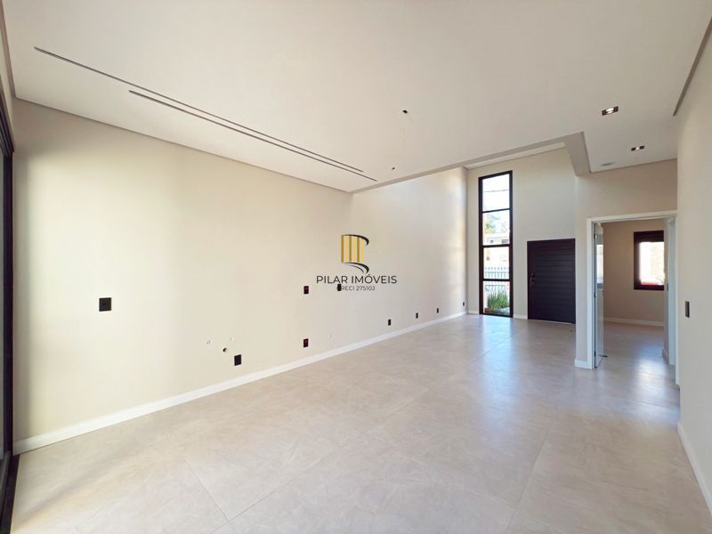 Espetacular Residência térrea com 3 dormitórios no bairro Hípica.