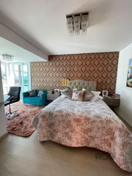 Casa Condominio em Porto Alegre, no bairro Jardim Carvalho, com 3 dormitório(s), à venda.