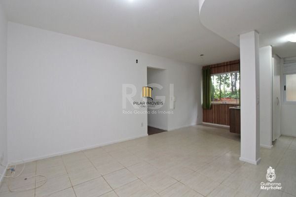 Apartamento em Porto Alegre, no bairro Guarujá, com 3 dormitório(s), e 3 banheiros, à venda.