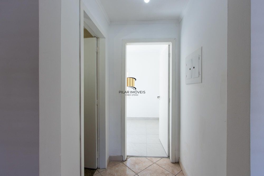 Casa 4 dormitórios no bairro Hípica