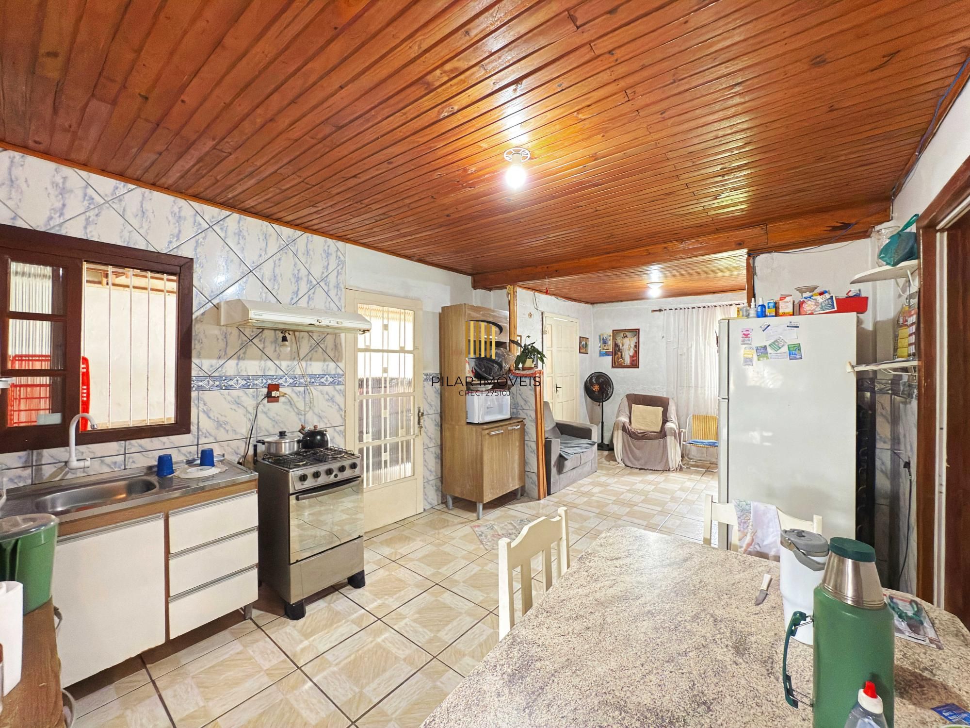 Casa 3 dormitórios no bairro Restinga