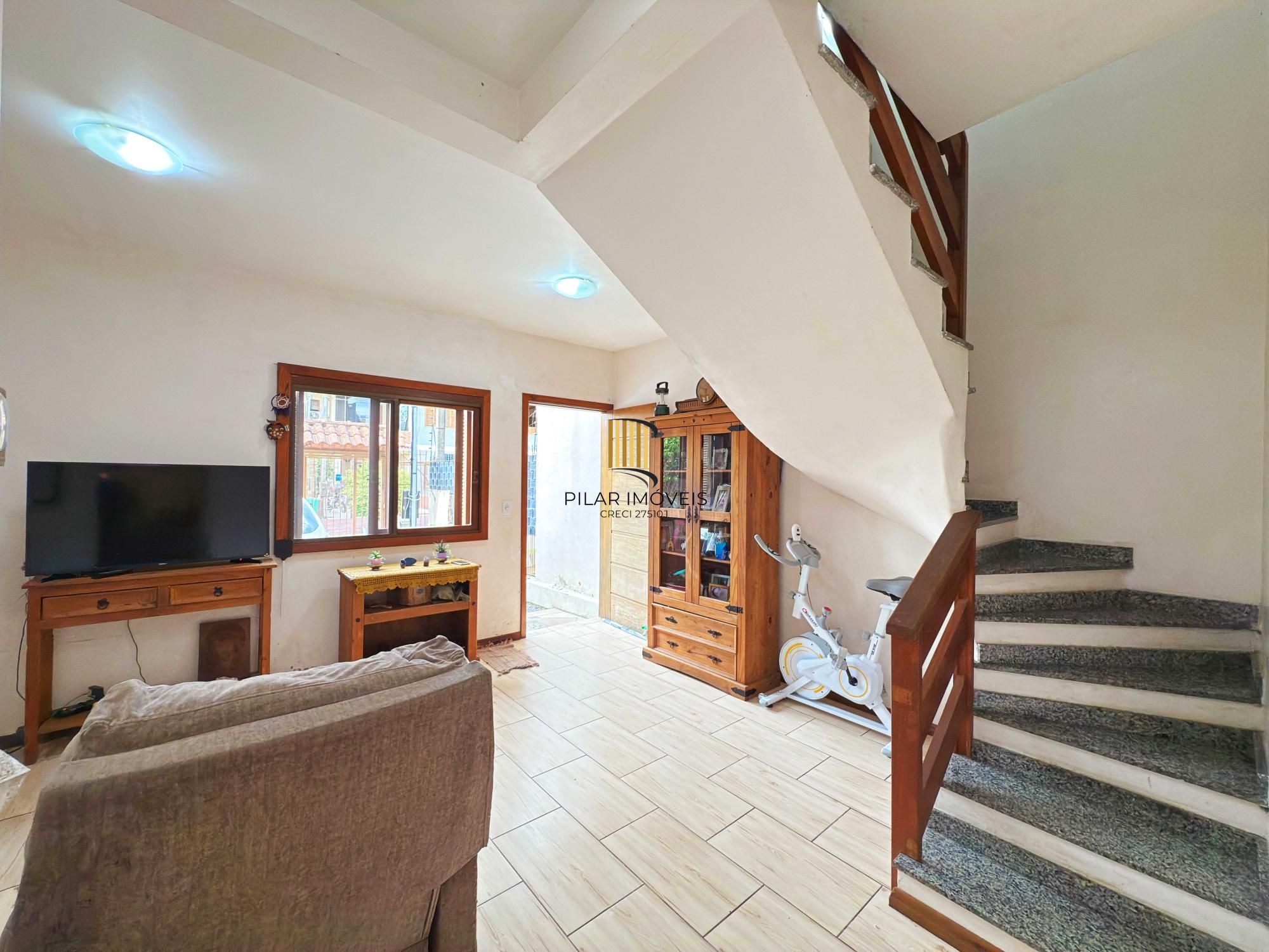 Sobrado 2 dormitórios no bairro Aberta dos Morros